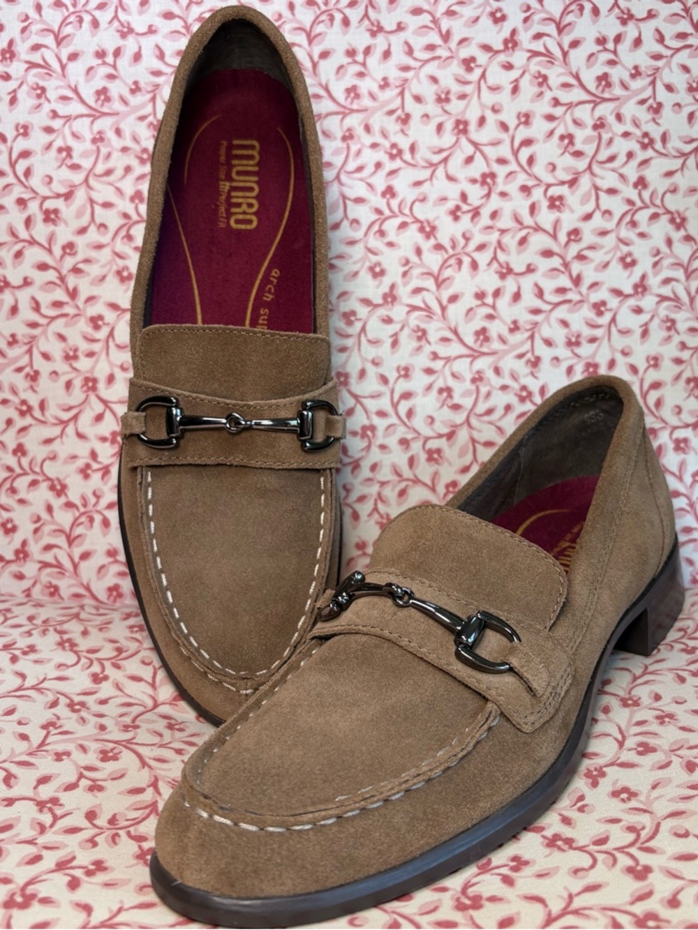 Munro 9SS Gryffin Bit-Detail Loafers